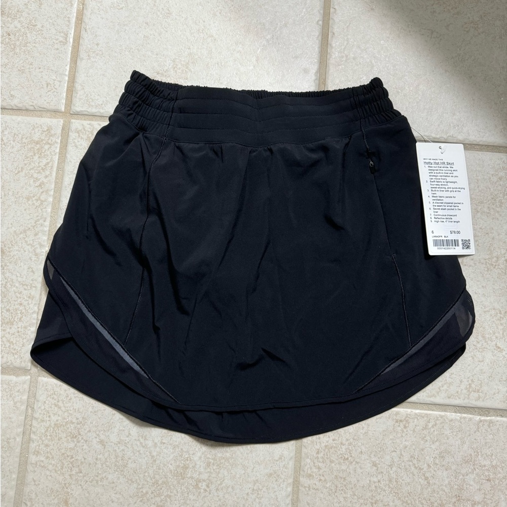 New with tags hotty hot hr skirt size 6